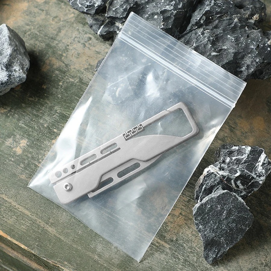 Multifunctional Titanium Alloy - Dive Knife Titanium avis et prix